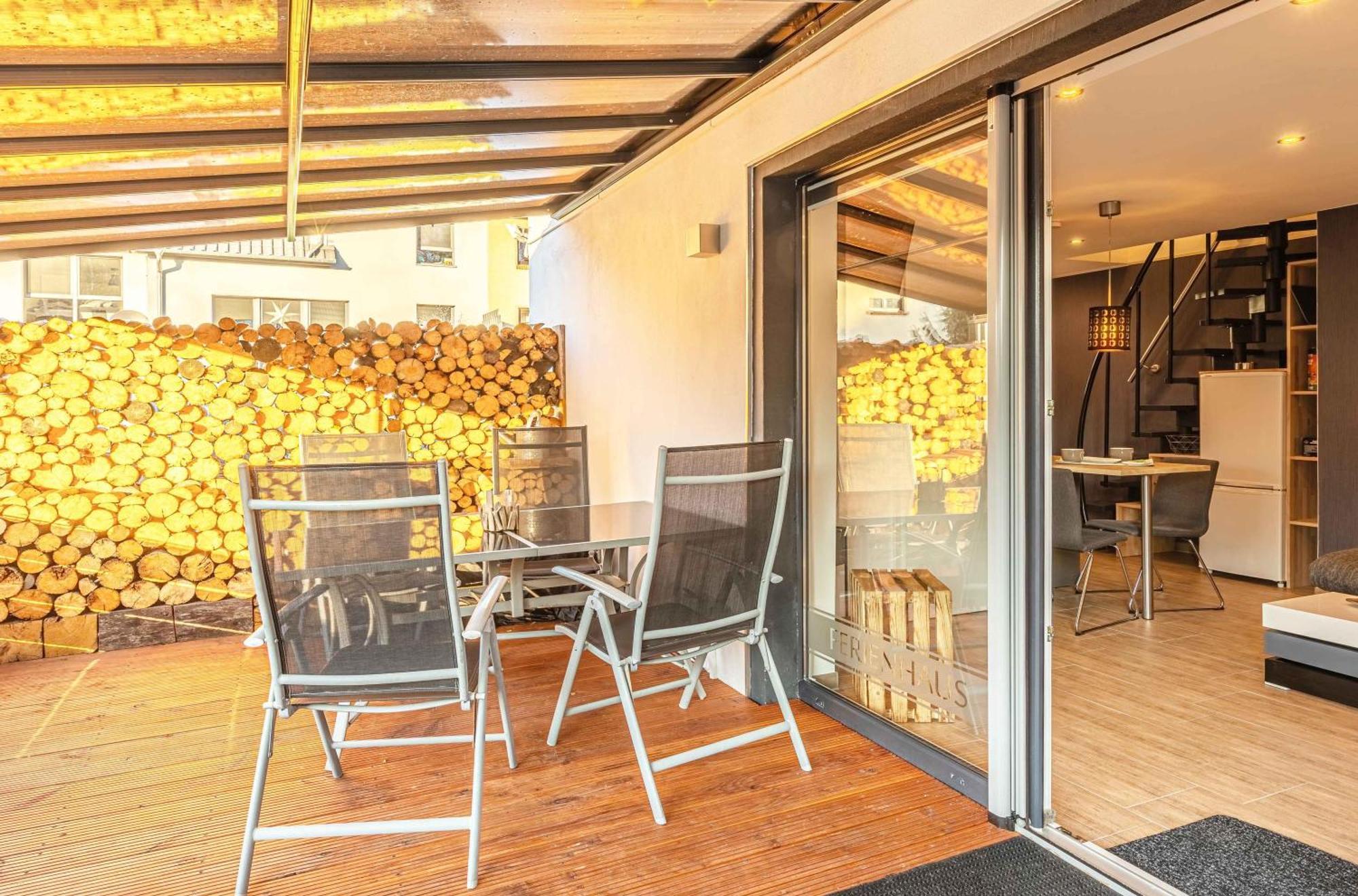 Ferienhaus Charlotta Mit Terrasse Waren  Eksteriør bilde